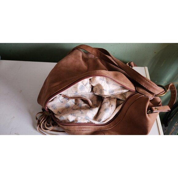 Fiorelli Crossbody Pebbled Texture Bag/Backpack - Picture 7 of 8